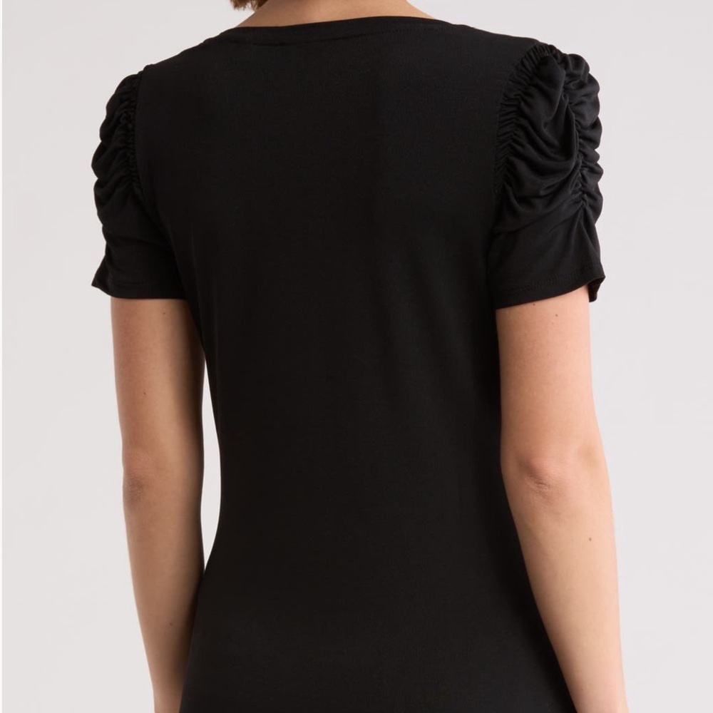 T Tahari Ruched Sleeve V-Neck T-Shirt - Black - Picture 2 of 6